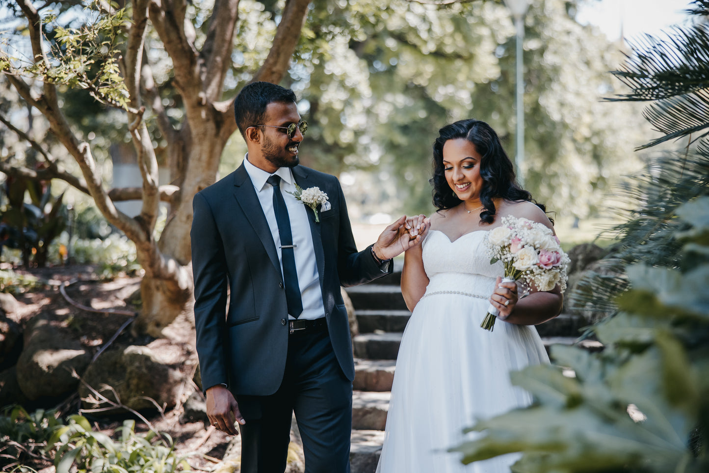 Vintage waves and Glamorous Bridal Makeup