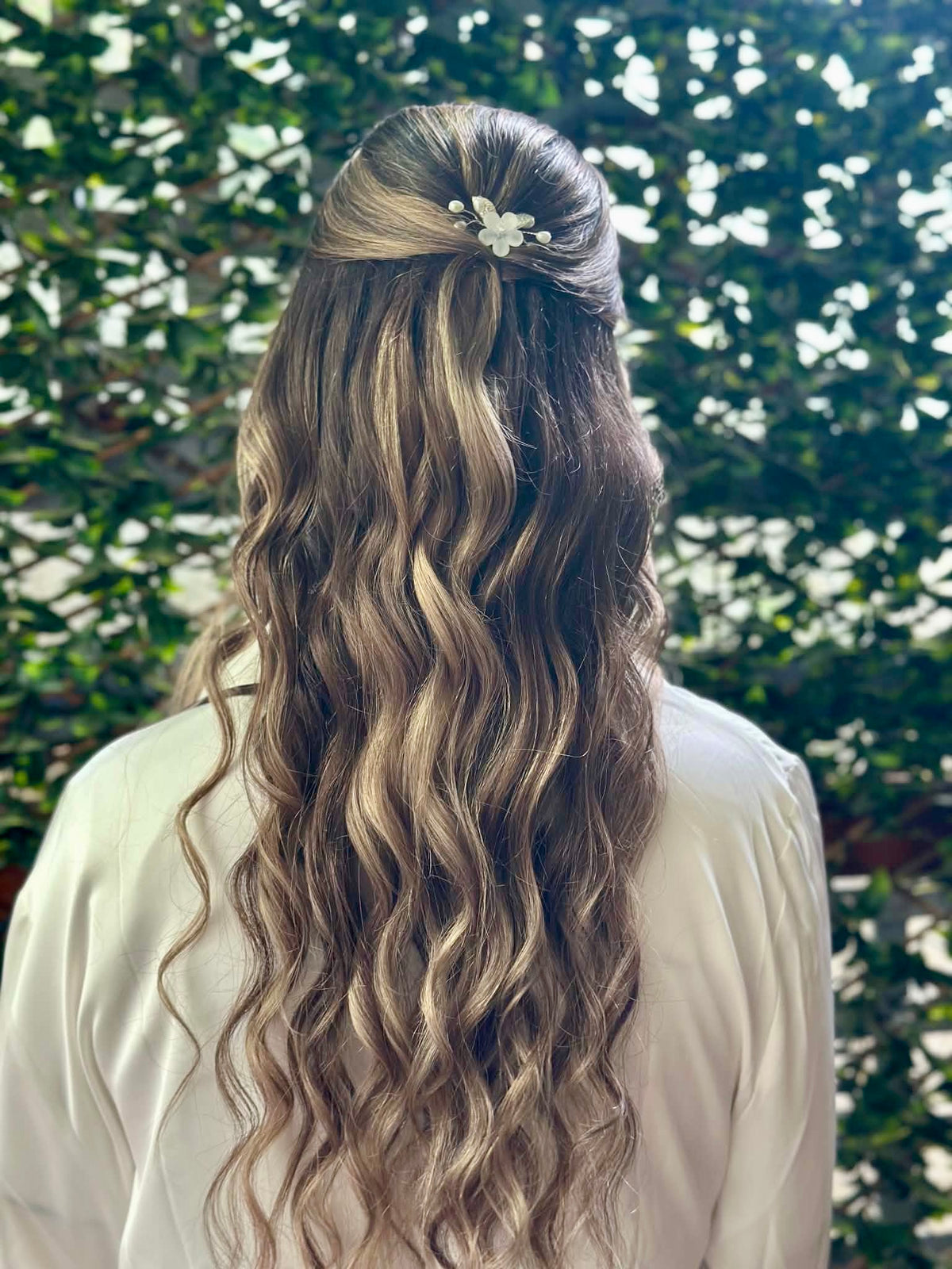 Bridal elegant soft curls