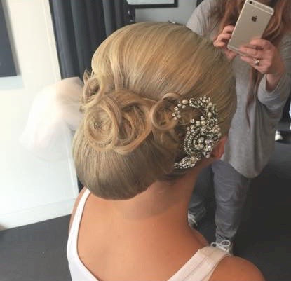 Low smooth bun