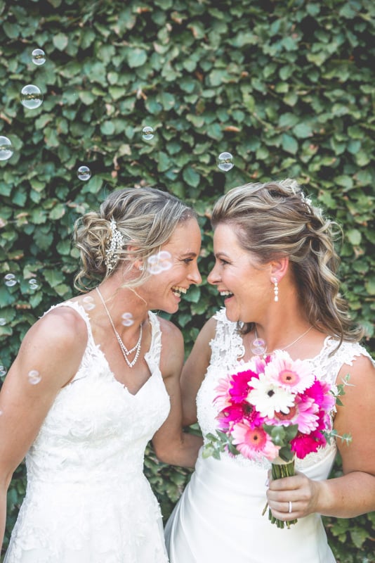2 brides Soft curls