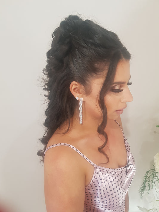Full Glam Makeup with high draping curls