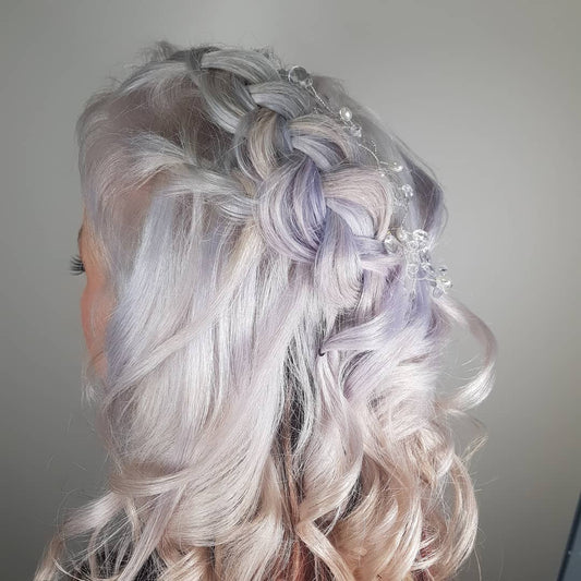 Soft Curls with pulled braid