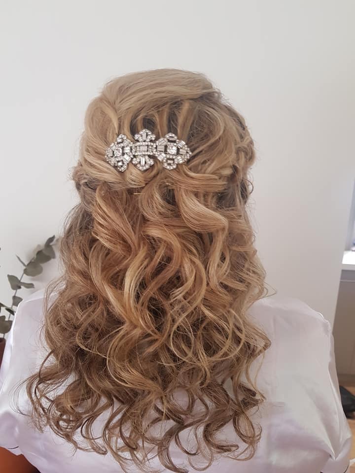 Soft curls half up